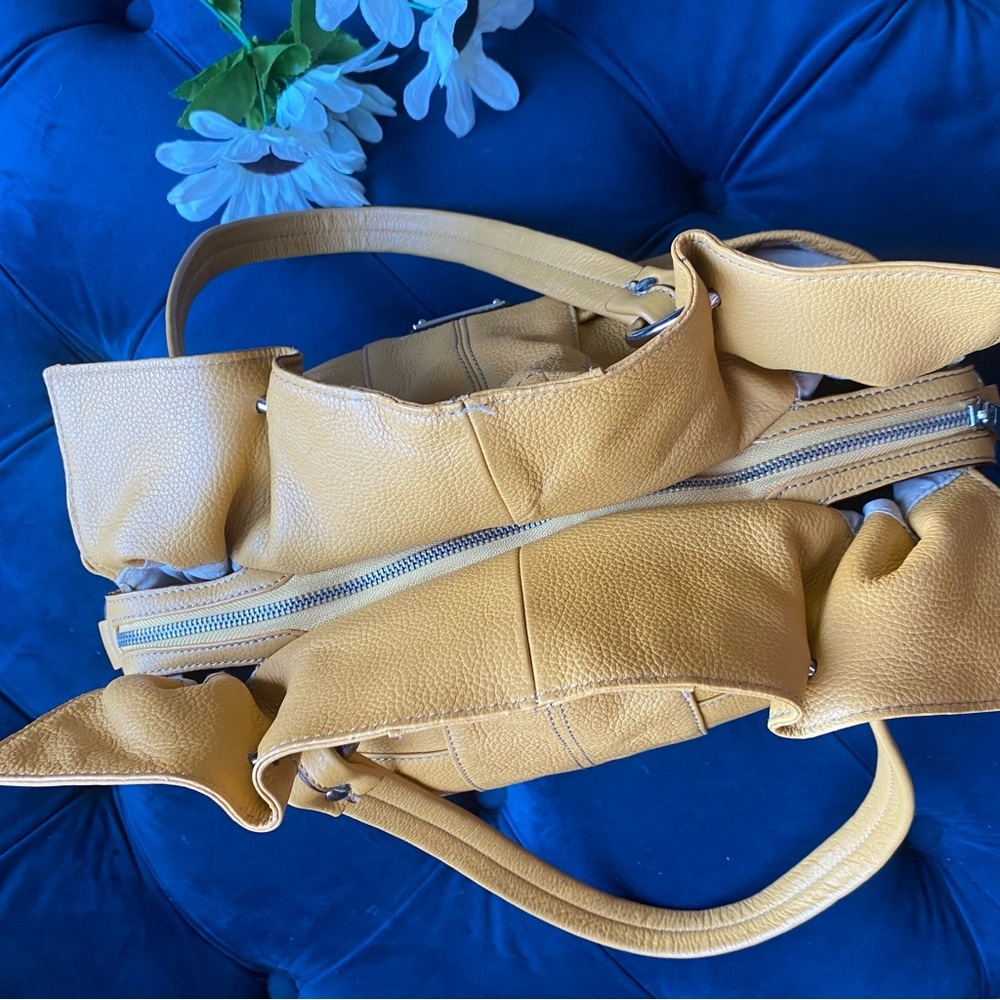 TIGNANELLO LEATHER BAG - Picture 8 of 16